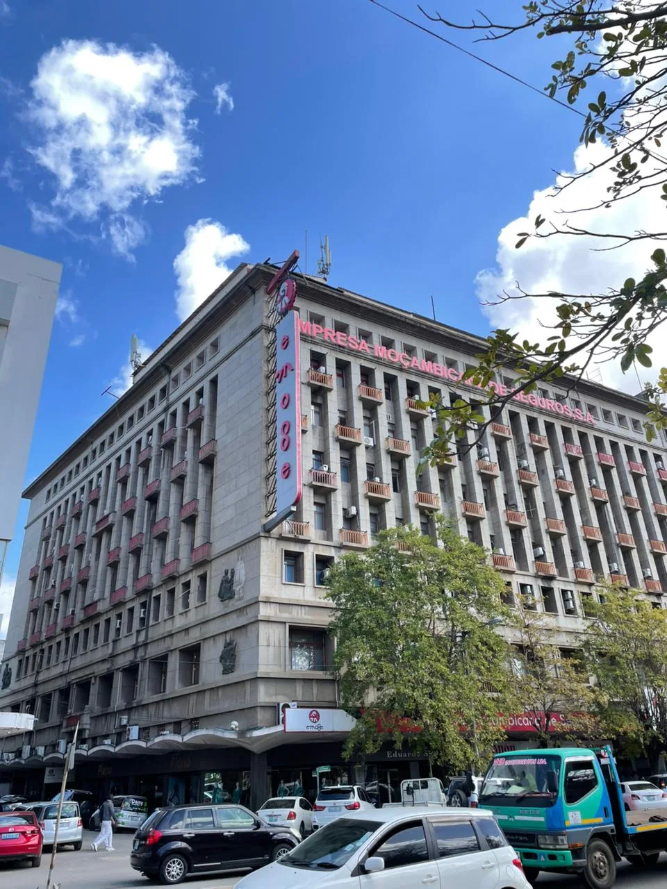 Imóvel 001 — Sede da EMOSE S.A.